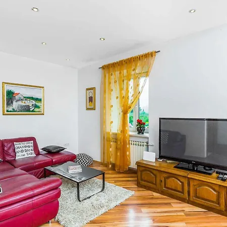 Nikos Country House Villa *